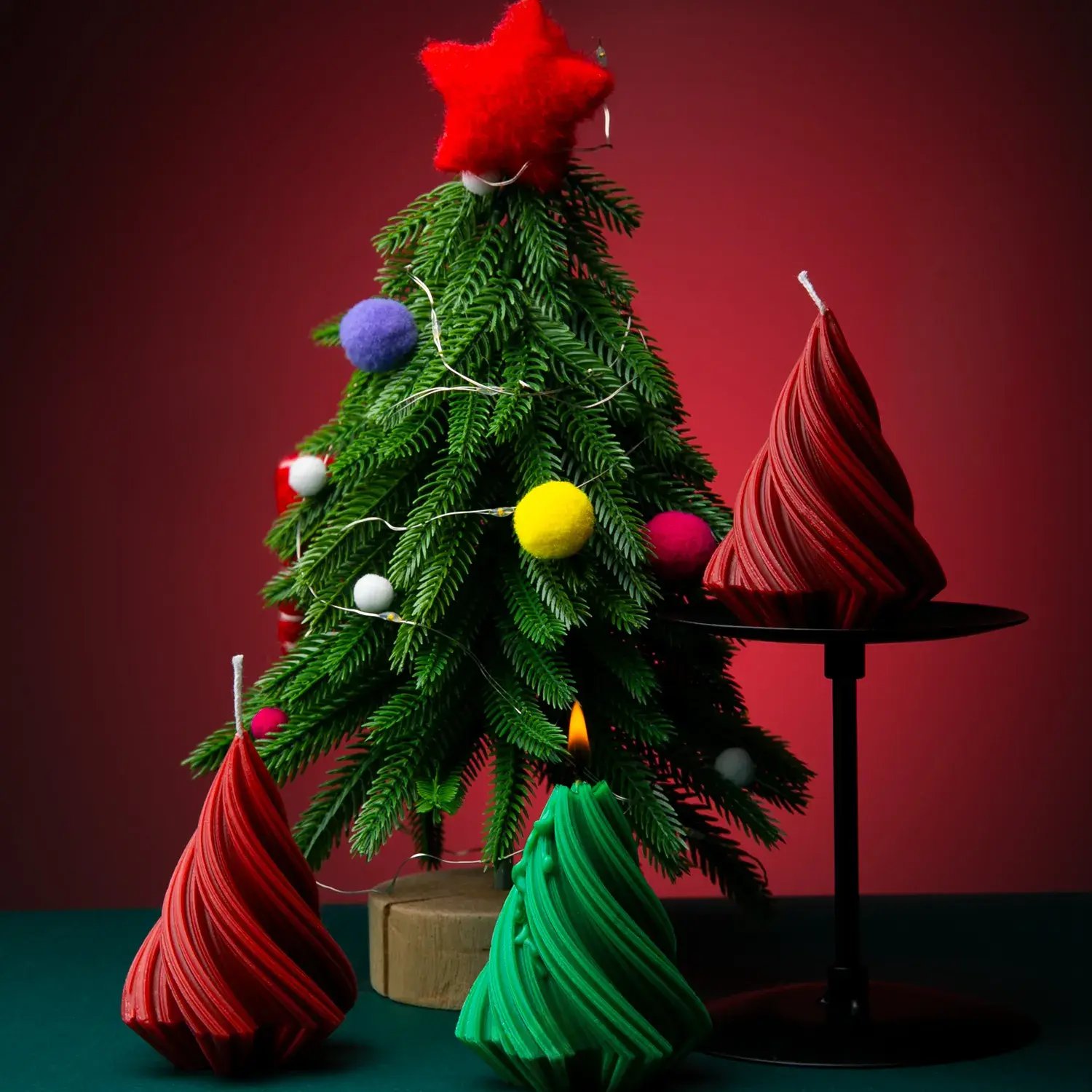 Swirl Christmas Tree Candle-1